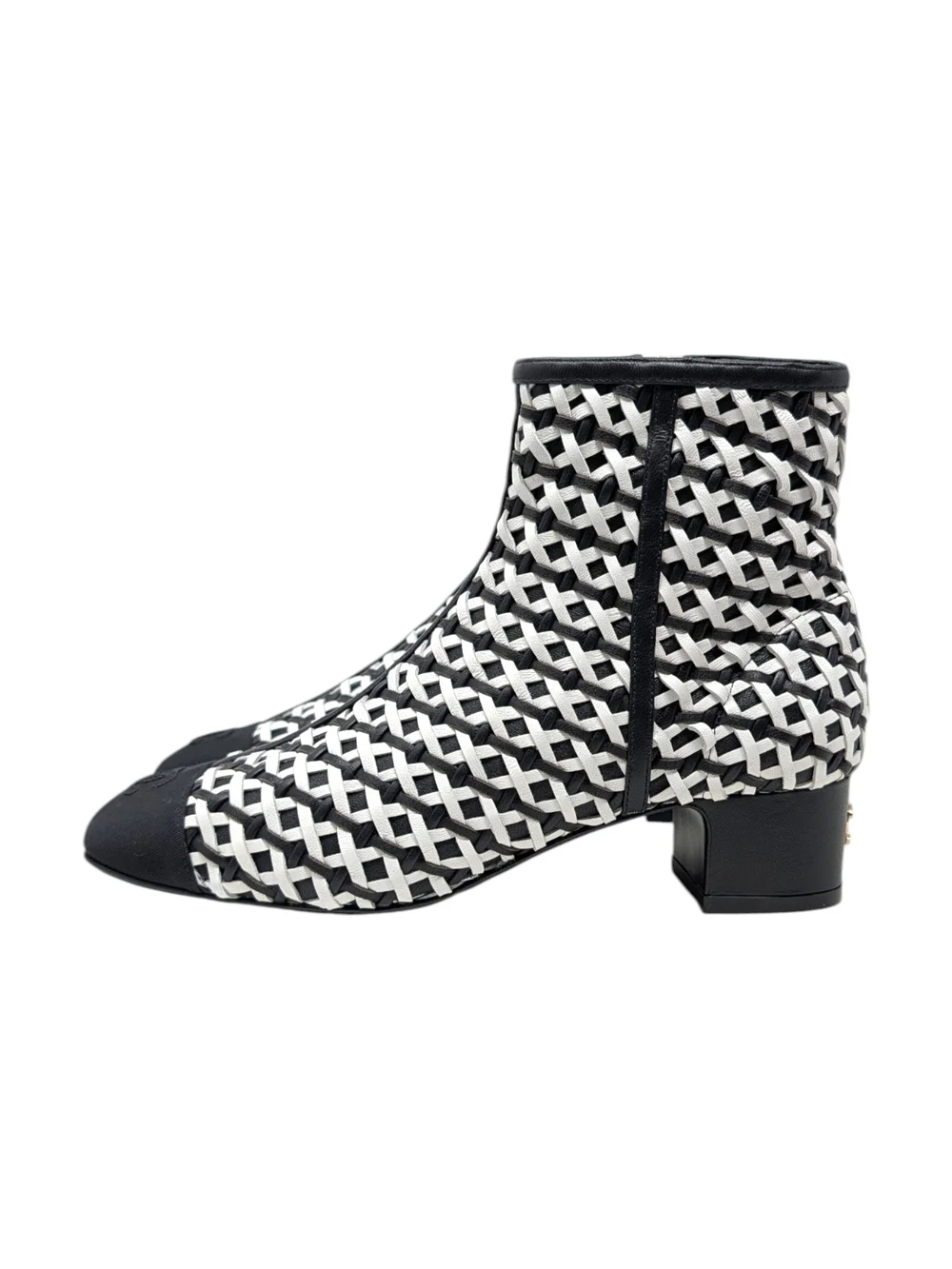 NWT Chanel 22C Black & White Woven Leather Zip-Up CC Logo Ankle Boot 37.5 | 7
